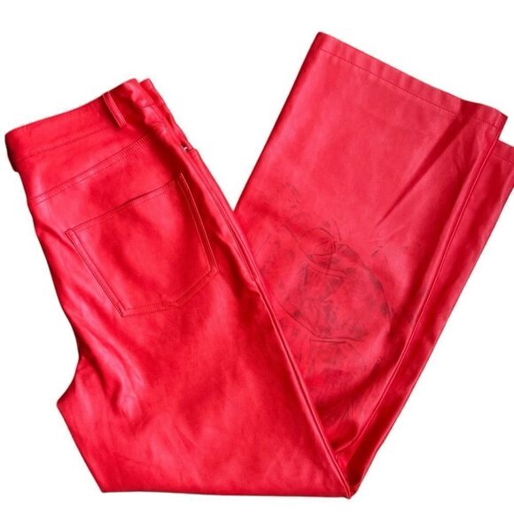 URBAN OUTFITTERS High & Wide Women’s Red Wide Leg Faux Leather Pants Size 28 - Picture 5 of 10